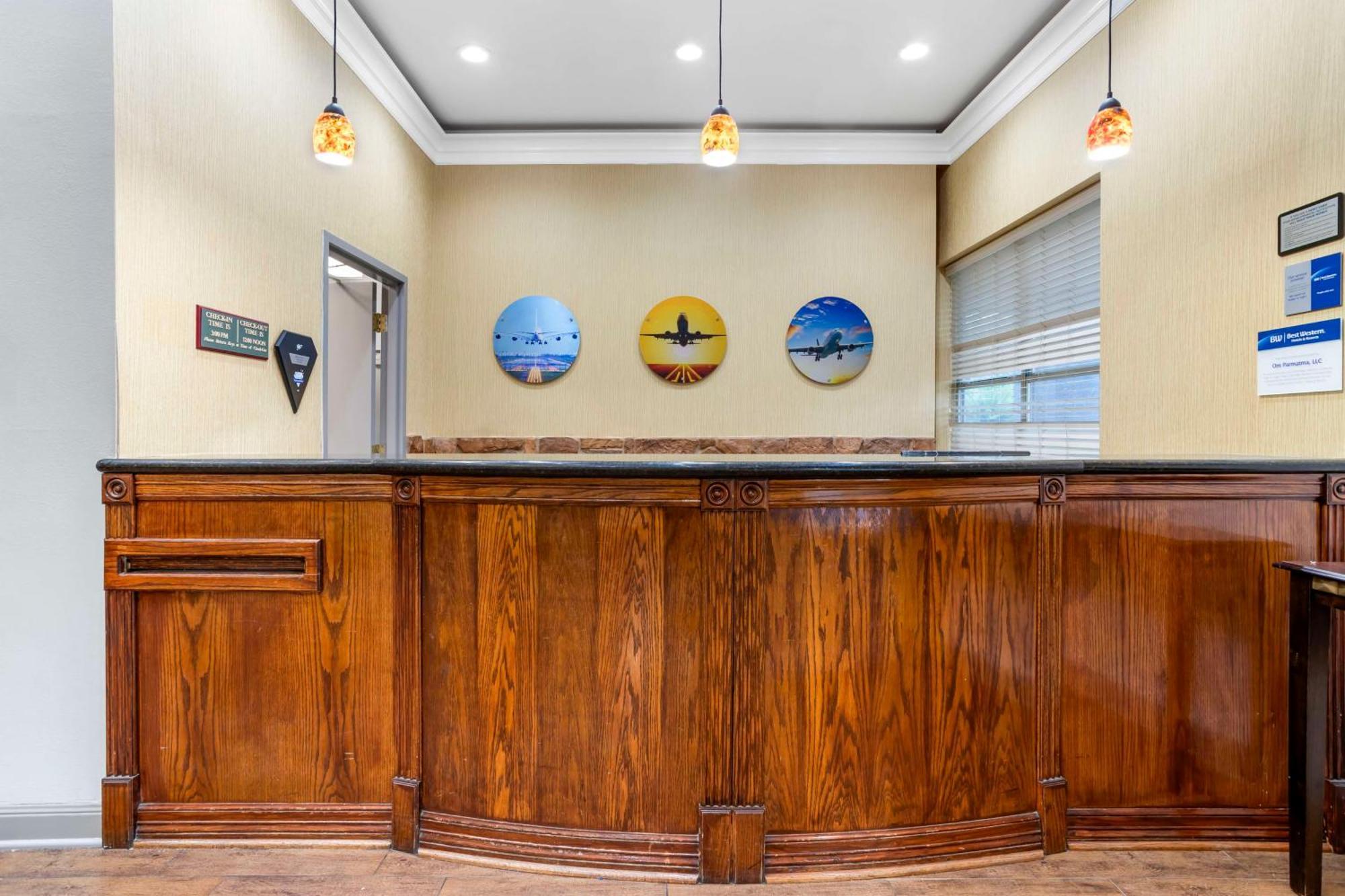 Best Western Plus Hobby Airport Inn And Suites Houston Exteriér fotografie